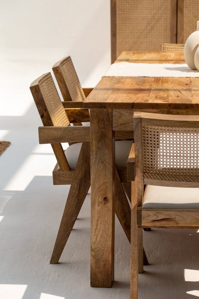 Dining Chairs & Stools