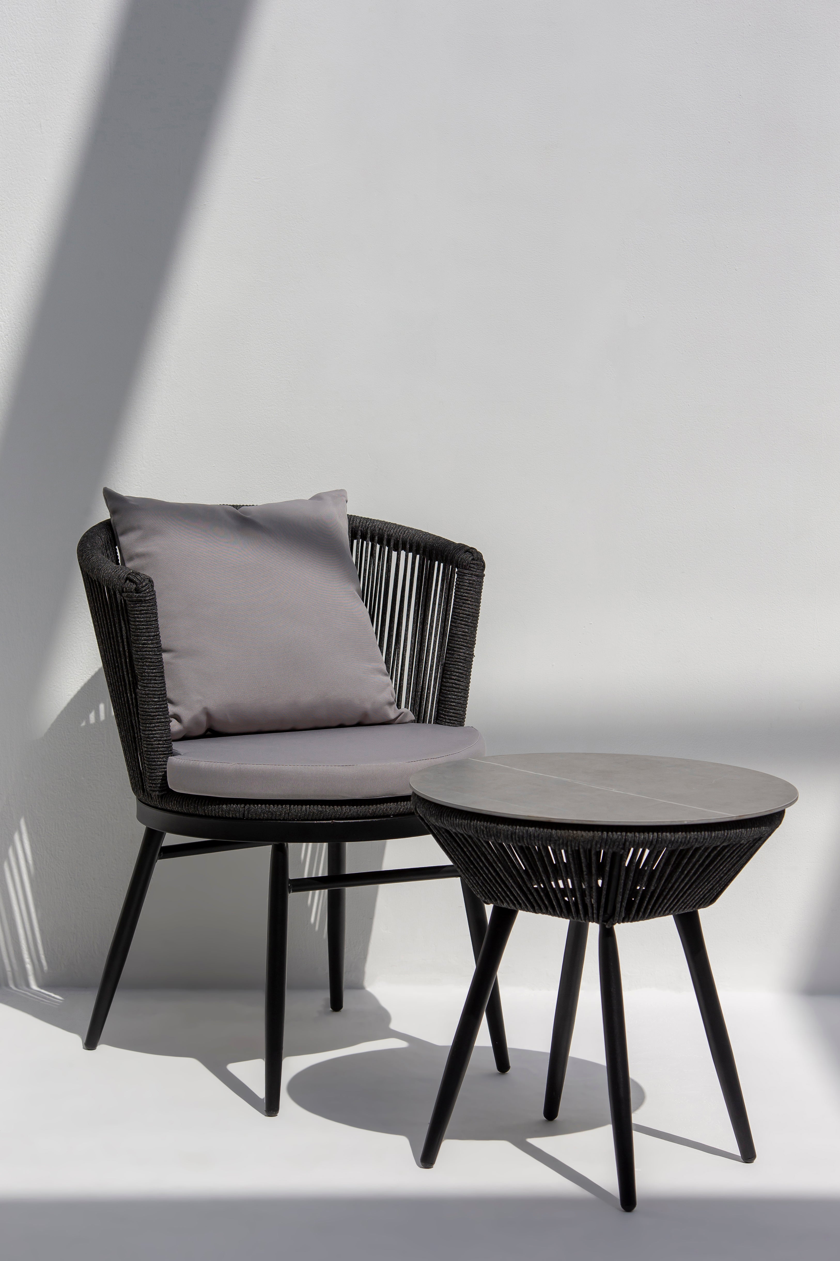 Zaira Outdoor Lounge Set
