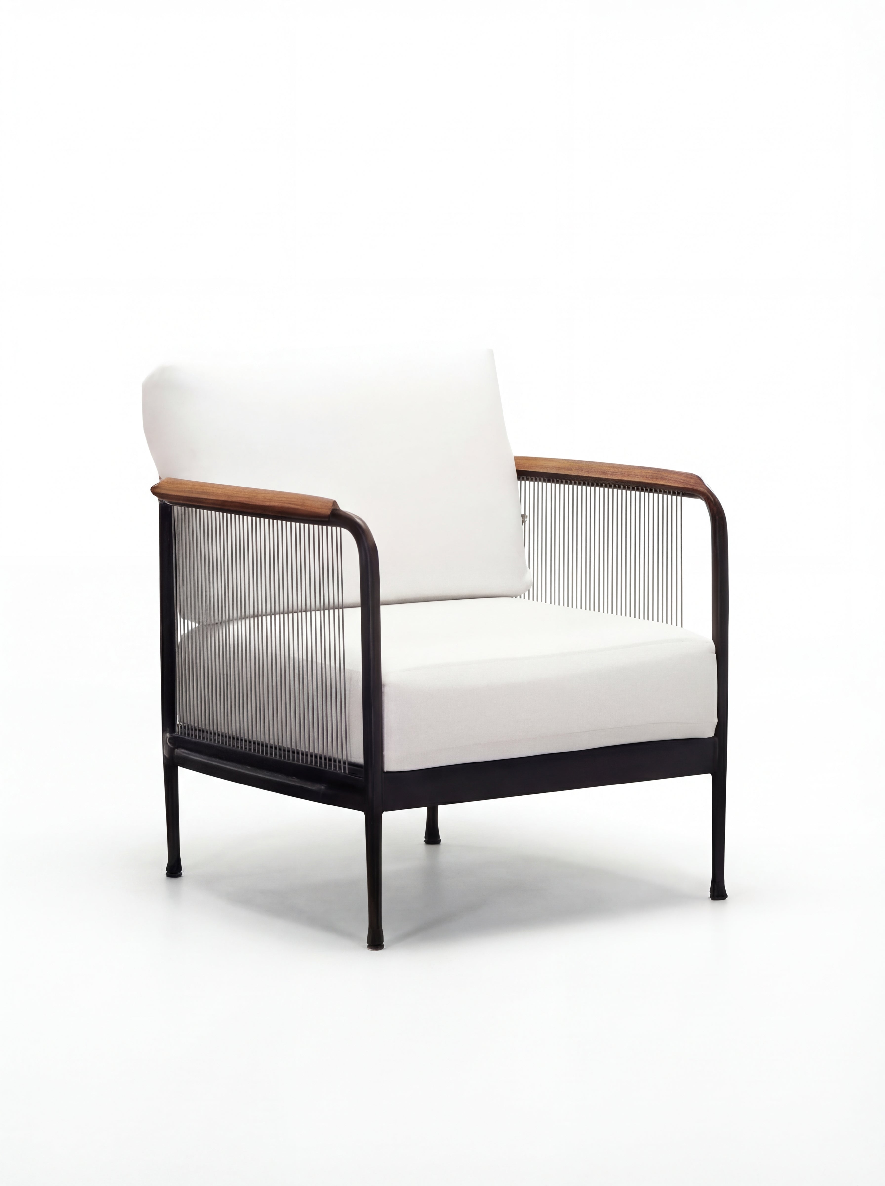 Augusta Black Outdoor Lounge Chair